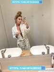 Kelly Betzold: Naaktfoto's