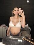 Noamaes: Naaktfoto's