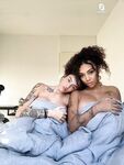 Vixyless: Naaktfoto's