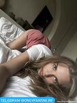 Vixyless: Naaktfoto's