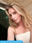 Vixyless: Naaktfoto's