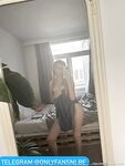 Vixyless: Naaktfoto's