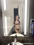 Janeyy_xx: Naaktfoto's