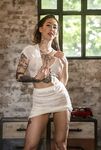 Esluna: Naaktfoto's