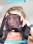 Monalita: Naaktfoto's