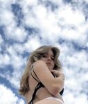 Floppaly: Naaktfoto's