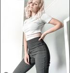 Floppaly: Naaktfoto's