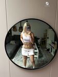 Booty Luna: Naaktfoto's