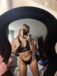 Booty Luna: Naaktfoto's