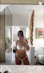 Booty Luna: Naaktfoto's