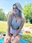 Booty Luna: Naaktfoto's