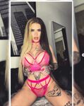 Kayley Wouters / InkedBarbiiexo: Naaktfoto's