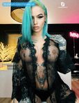 Kayley Wouters / InkedBarbiiexo: Naaktfoto's