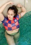 Anna Bron: Naaktfoto's