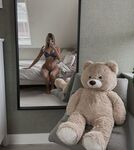Noa MNK: Naaktfoto's