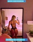Noa MNK: Naaktfoto's
