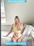 Noa MNK: Naaktfoto's