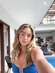Fleurtjee: Naaktfoto's