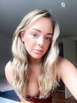 Fleurtjee: Naaktfoto's