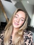 Fleurtjee: Naaktfoto's