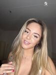 Fleurtjee: Naaktfoto's