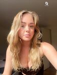 Fleurtjee: Naaktfoto's