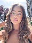 Fleurtjee: Naaktfoto's