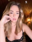 Fleurtjee: Naaktfoto's
