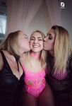 Siswet: Naaktfoto's
