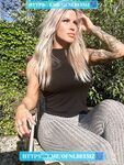 Musclebarbie: Naaktfoto's