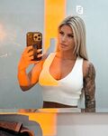 Musclebarbie: Naaktfoto's