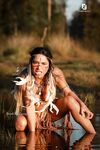 MissMiaNins: Naaktfoto's