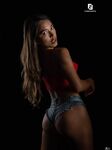 MissMiaNins: Naaktfoto's