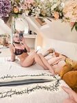 NasNas: Naaktfoto's