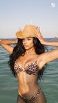 Yara Nour: Naaktfoto's
