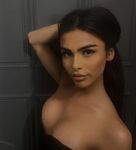 Yara Nour: Naaktfoto's