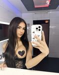 Yara Nour: Naaktfoto's