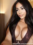 Yara Nour: Naaktfoto's