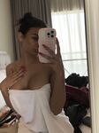 Yara Nour: Naaktfoto's