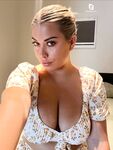 Stevie Burns: Naaktfoto's