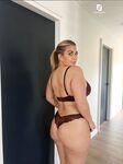Stevie Burns: Naaktfoto's