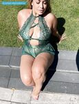 Stevie Burns: Naaktfoto's